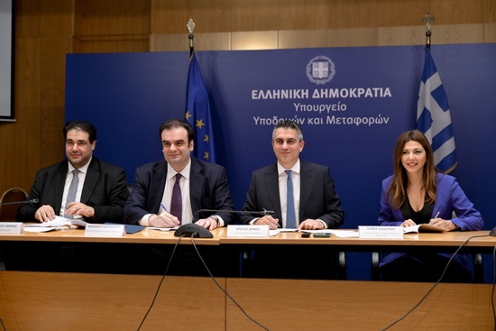 οι υπουργοι καθιστοί